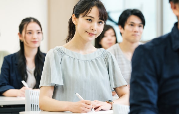 働きながらスキルアップのイメージ画像